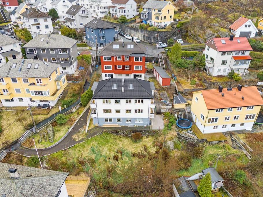Lille Damsgardsveien 61 Apartamento Bergen Exterior foto